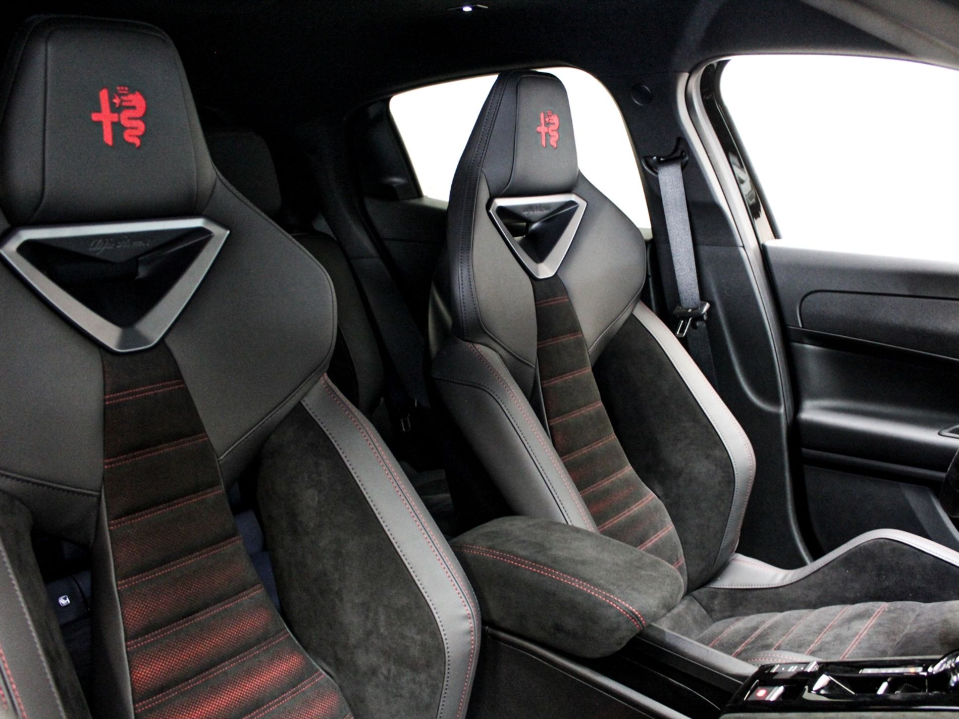 Junior 1.2 ibrida Speciale 145cv edct6 - Autoviemme